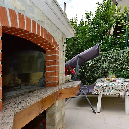 Smiljana Lejlighed *