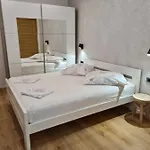 شقة Smiljana