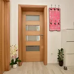 Smiljana شقة ماكارسكا
