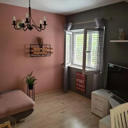 Apartment Smiljana *