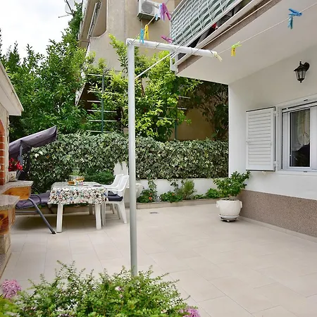 Apartment Smiljana *