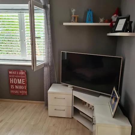 Smiljana * מאקרסקה